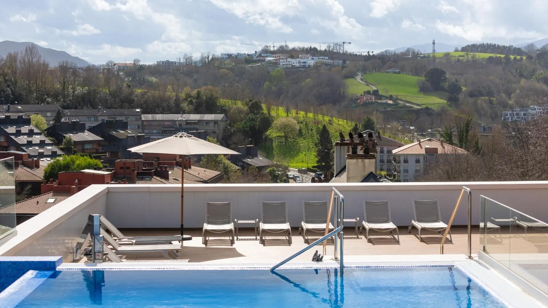 Leonardo Hotel San Sebastian 3*,  Spanje